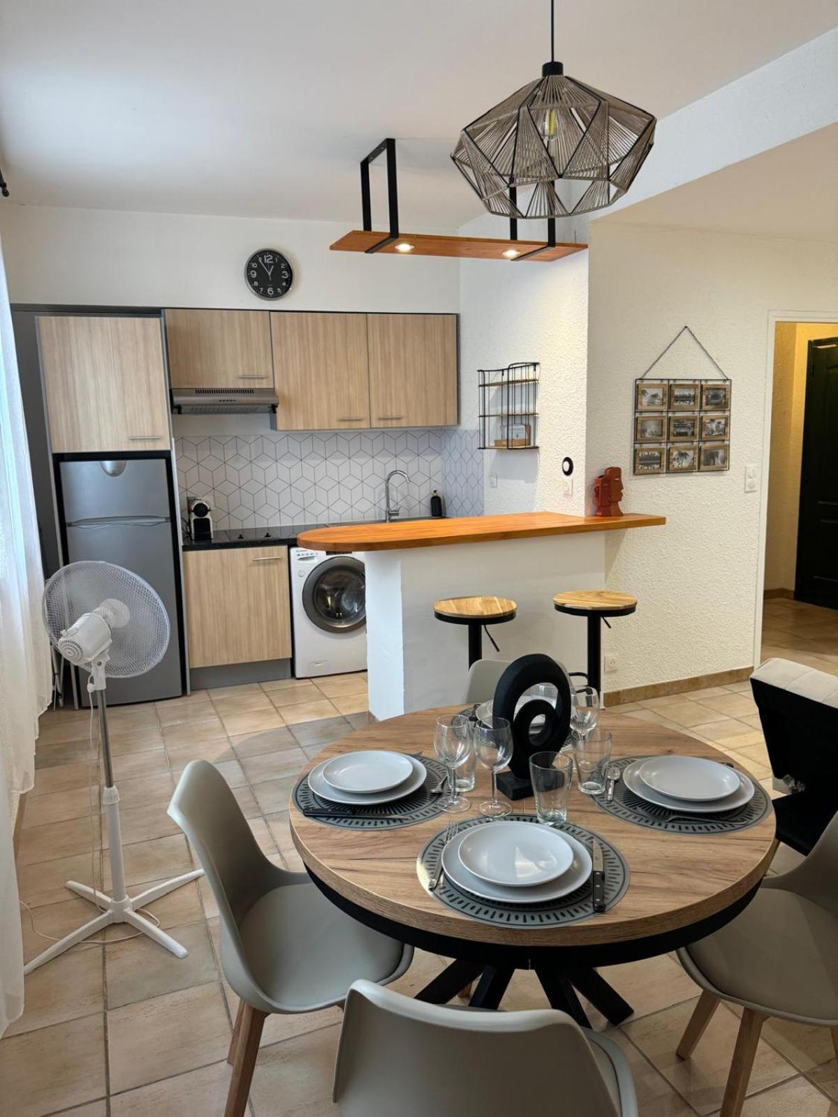Charmant Appartement En Hypercentre De Castelnaudary Eksteriør billede